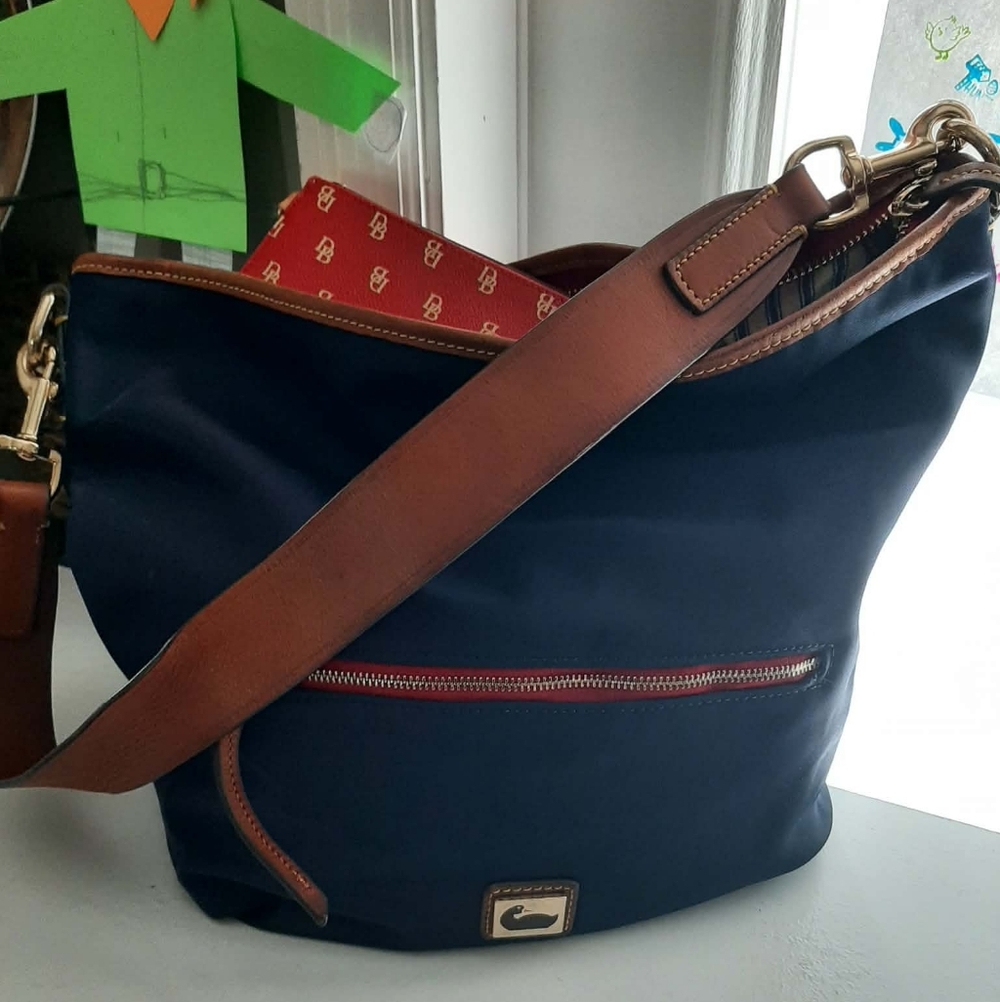 DOONEY & BOURKE "Wayfarer" Hobo 2 Pc Set